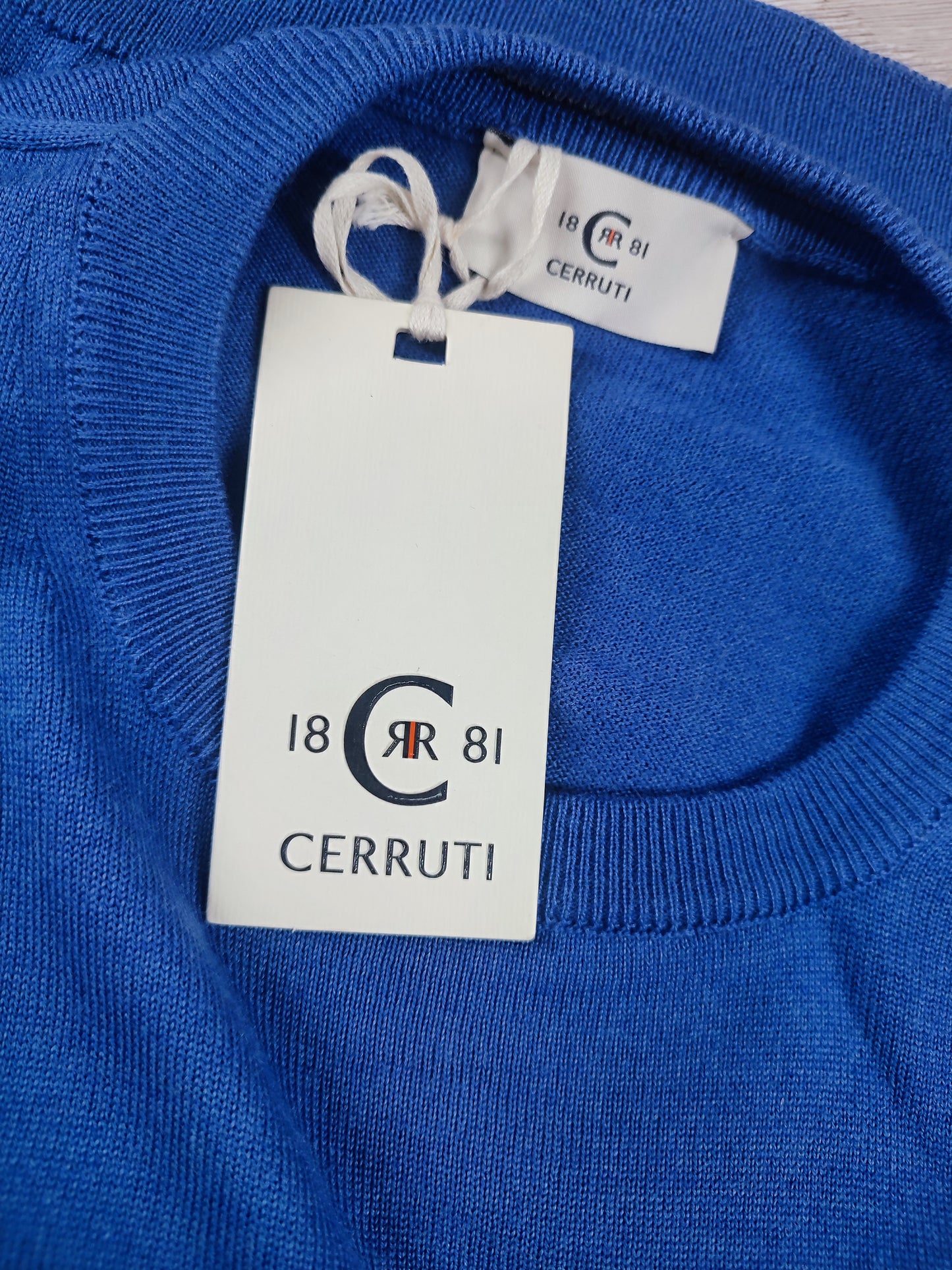 Cerruti megztinis